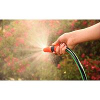 Mangueira Flex para Jardim Tramontina Verde em PVC 4 Camadas 20m com Engate Rosqueado e Esguicho – Resistência e Praticidade