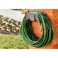Mangueira Flex para Jardim Tramontina Verde em PVC 4 Camadas 20m com Acessórios – Resistência e Praticidade no Dia a Dia