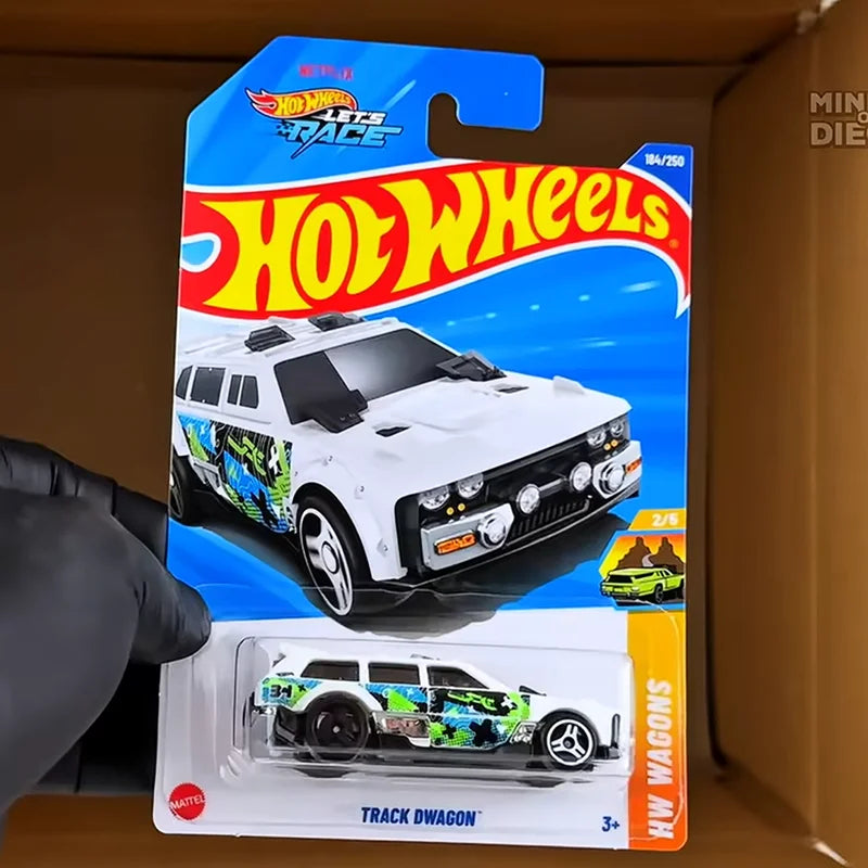 Hot Wheels 2025 Case J – Miniaturas 1:64 Ferrari SF90, Mercedes-AMG, Renault F1 e Mustang – Coleção Diecast C4982