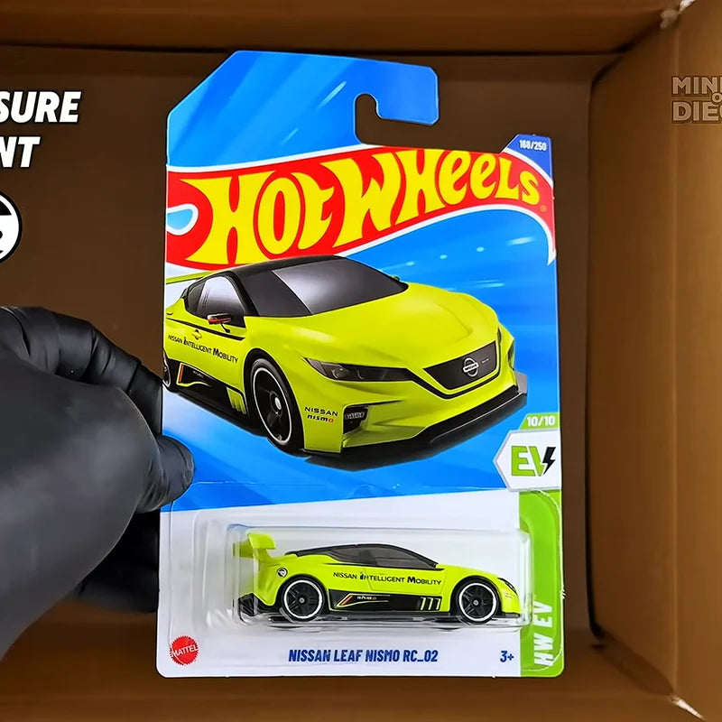 Hot Wheels 2025 Case J – Miniaturas 1:64 Ferrari SF90, Mercedes-AMG, Renault F1 e Mustang – Coleção Diecast C4982