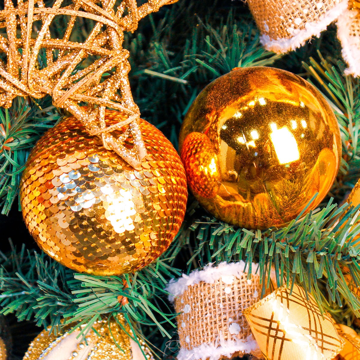 Kit Decoração Árvore de Natal Dourada 150cm Merita – Elegância e Sofisticação em Cada Detalhe