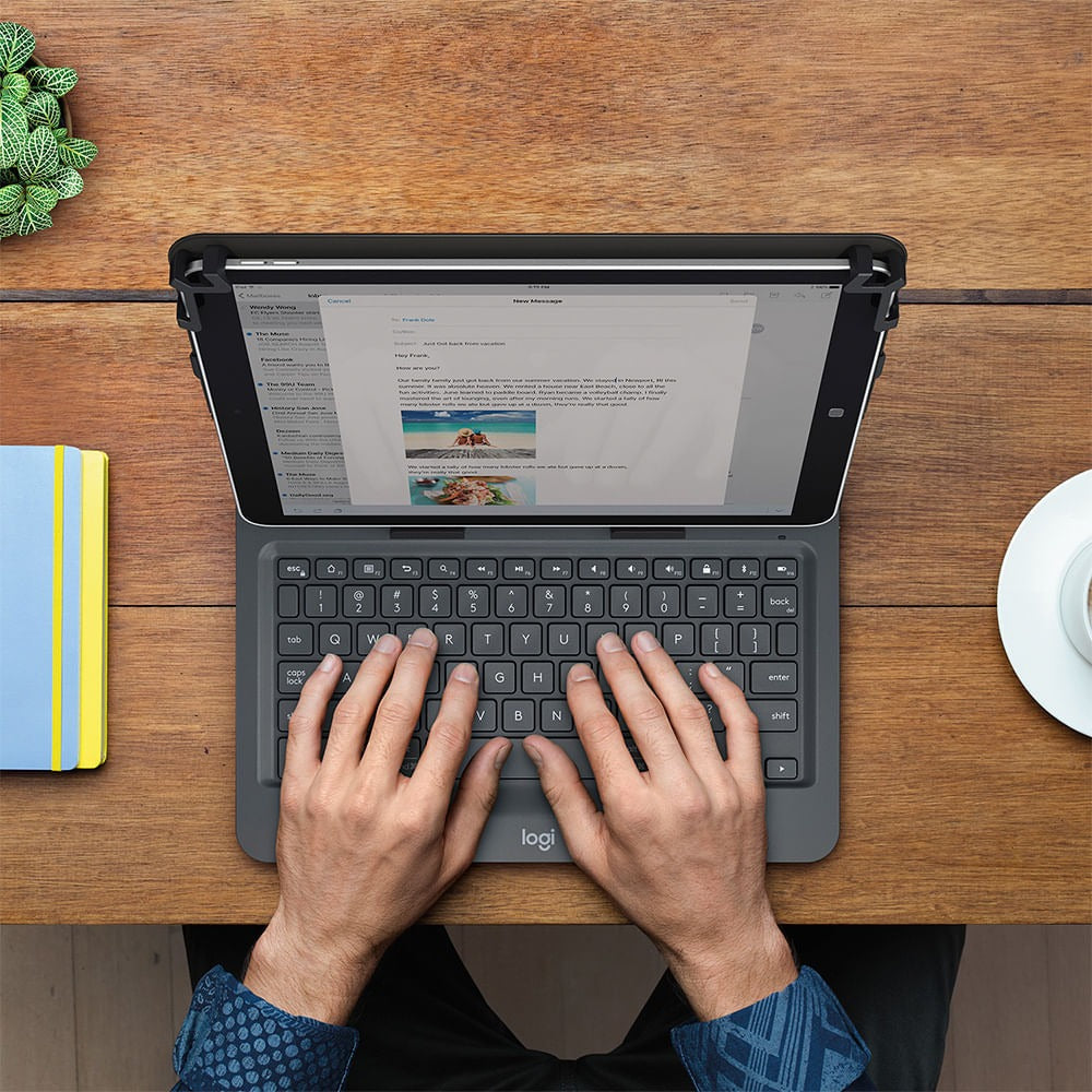 Capa com Teclado Bluetooth Logitech Universal Folio para Tablets 9-10” Android, Apple e Windows – Preto