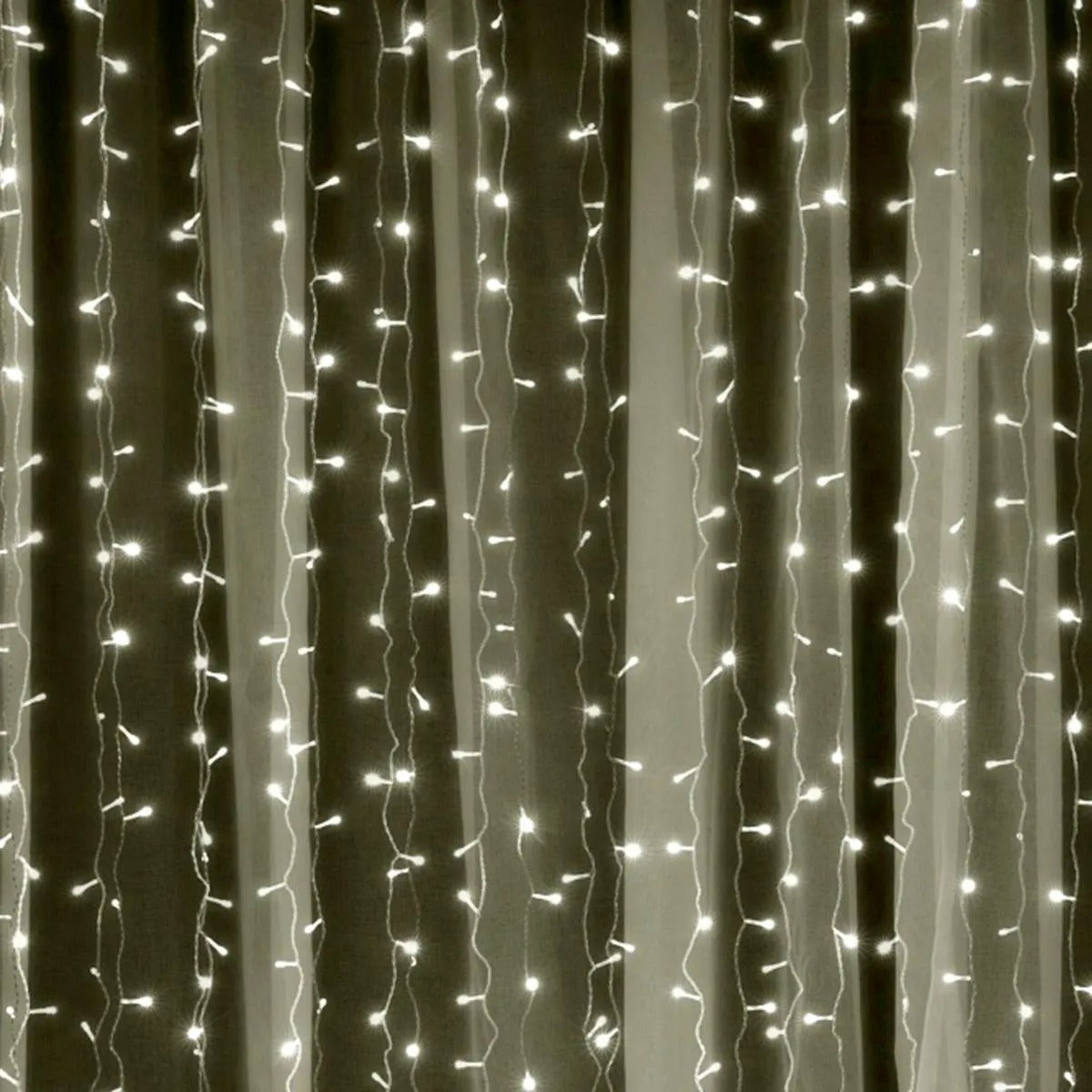 Cortina Pisca Pisca de Natal 500 LEDs Warm 2,8x2,5m Fixa 220V Branco – SEG Imports