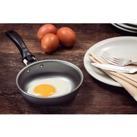 Frigideira para Ovo Tramontina Turim 13 cm – Alumínio Antiaderente Starflon Max e Cabo Baquelite