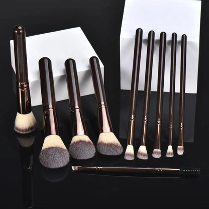 Kit com 10 Pincéis de Maquiagem – Completo para Base, Pó Solto, Blush, Corretivo e Sombra