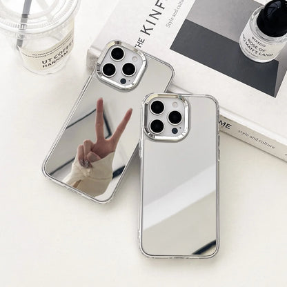 Capa de Celular Espelhada Luxo – Acrílico Resistente com Acabamento Metalizado p/ iPhone 11 ao 17 Pro Max